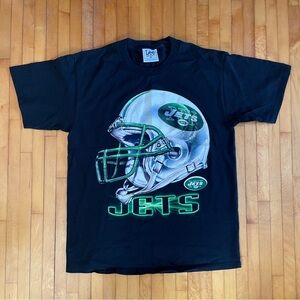 VTG New York Jets Nutmeg Lee Sport Helmet Graphic Short Sleeve T-Shirt Size L